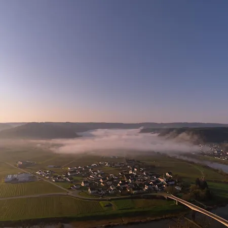 Neue Loft Im Alten Kelterhaus - Urlaub Im Wein- Und Ferienort Bekond