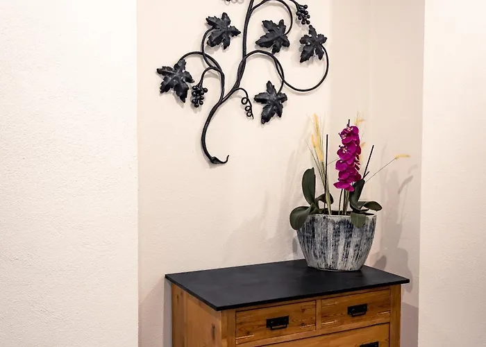 Neue Loft Im Alten Kelterhaus - Urlaub Im Wein- Und Ferienort Bekond